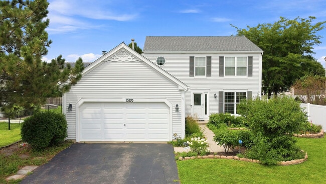 Building Photo - 10570 Wing Pointe Dr