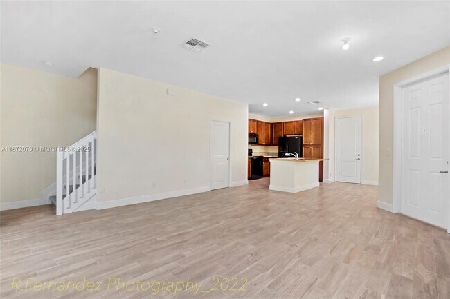 Photo - 4665 Windmill Ln