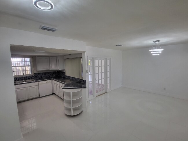 Photo - 8139 SW 209th St