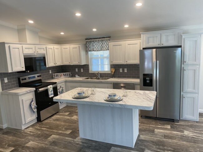 321 Queen Mary Loop