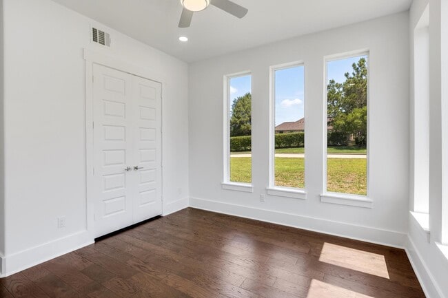 Photo - 114 Bentwood Dr