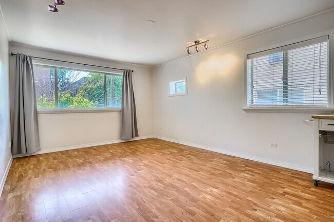 Photo - 3 Bed / 2 Bath Capitol Hill Condo | 2 Parking Spaces | Balcony | Walk Score 95