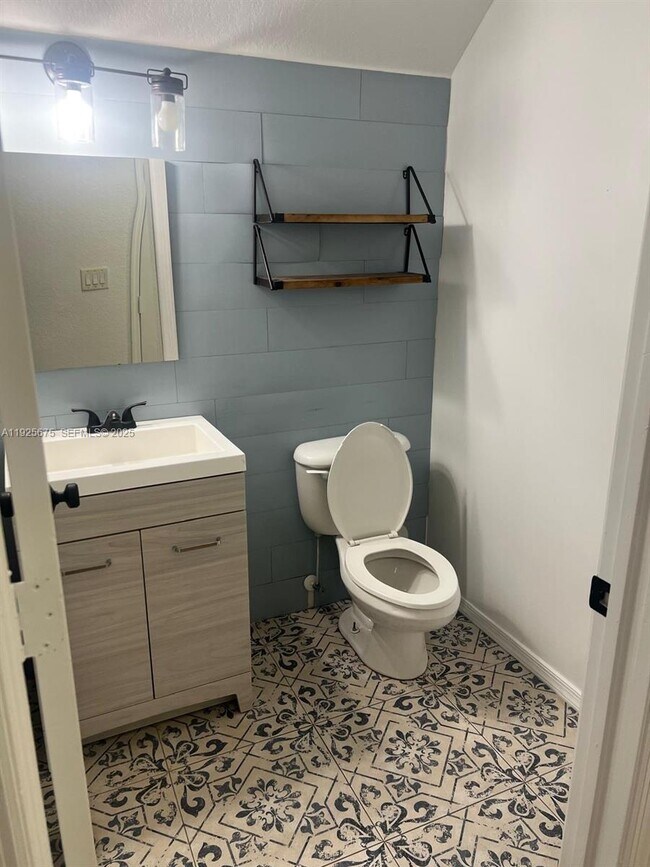 Photo - 11467 SW 238th St