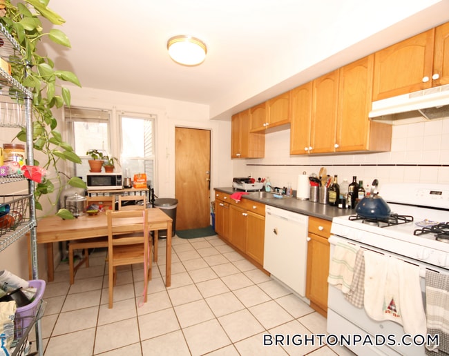 Photo - 41 Atkins St Unit 6