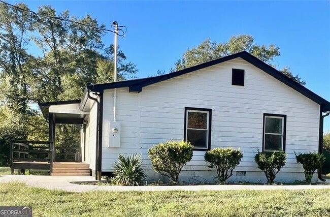 Photo - 126 Arnold Rd SE