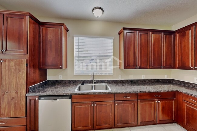 Photo - 5028 Gandross Ln