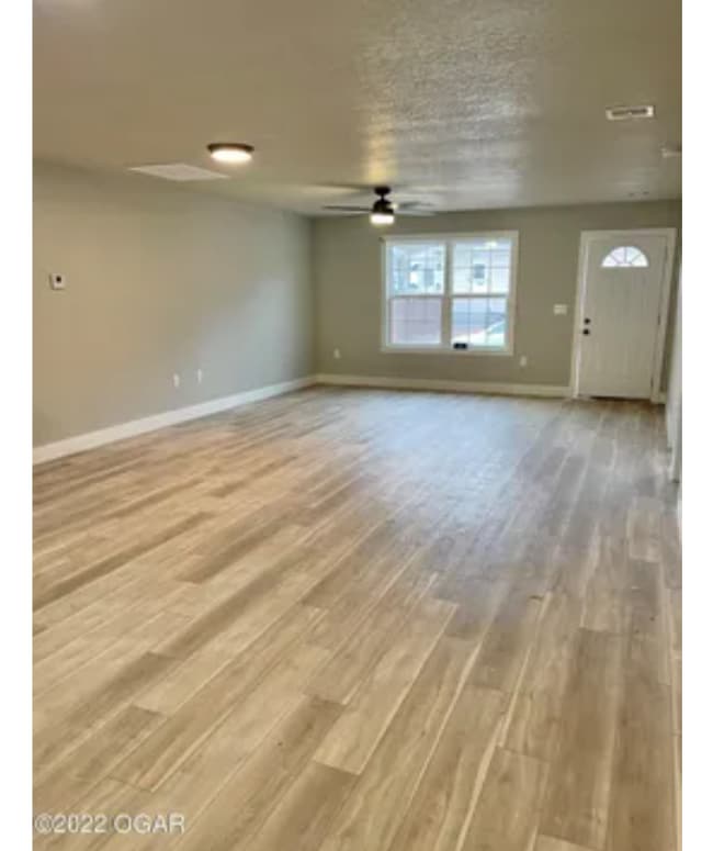 Photo - 719 W B St Unit 719