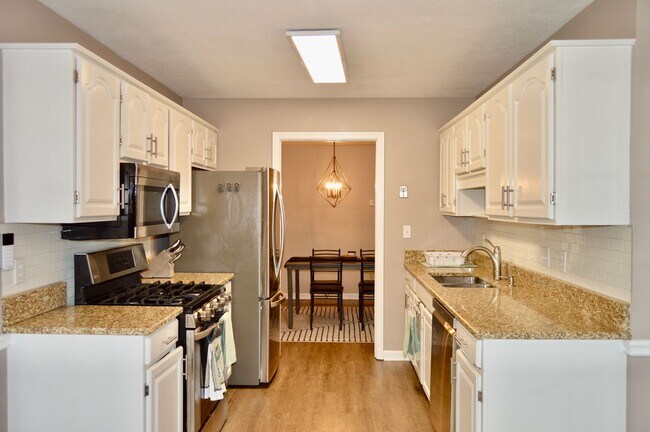 1306 Fox Run Ct