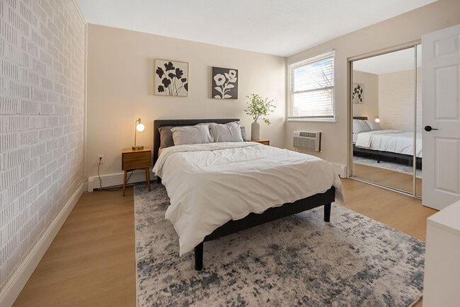 Breckenridge Apartments