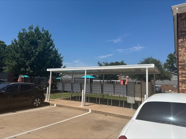 Mail Center - Winds of Oak Forest