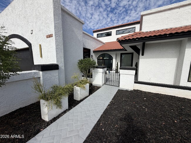 Photo - 7010 W Eugie Ave