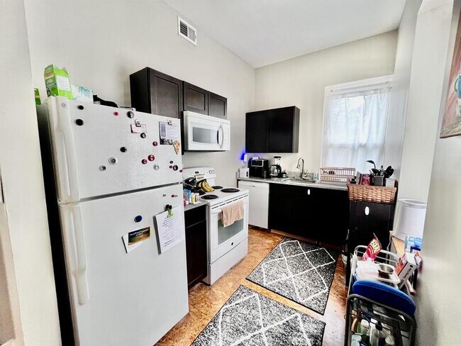 Photo - 851 Goodfellow Blvd Unidad B