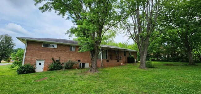 Photo - 6836 Bacon Ln