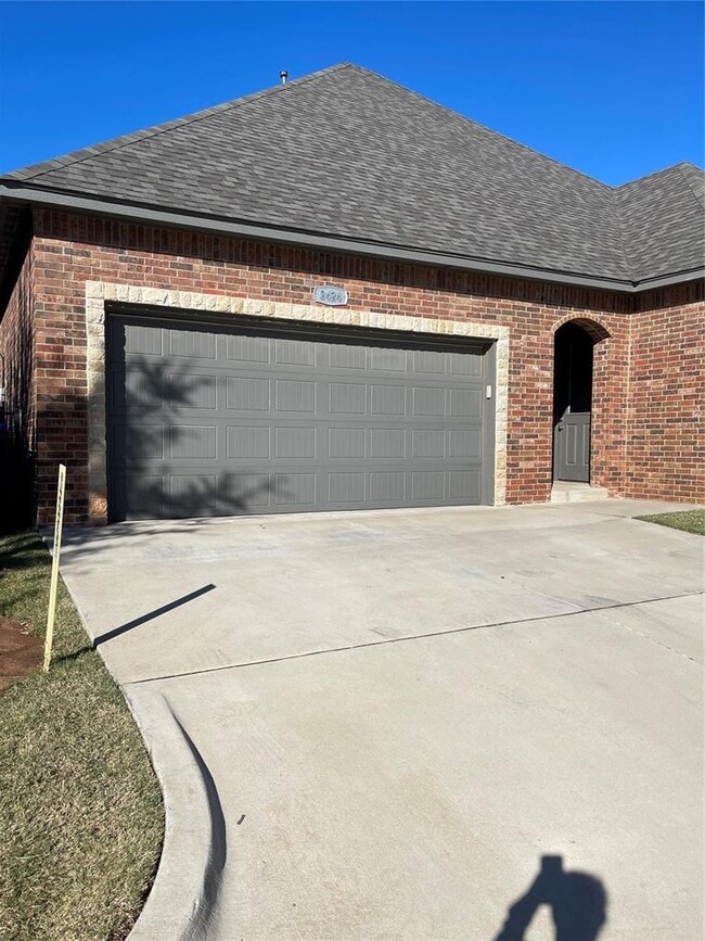 Building Photo - 3424 Enclave Ln