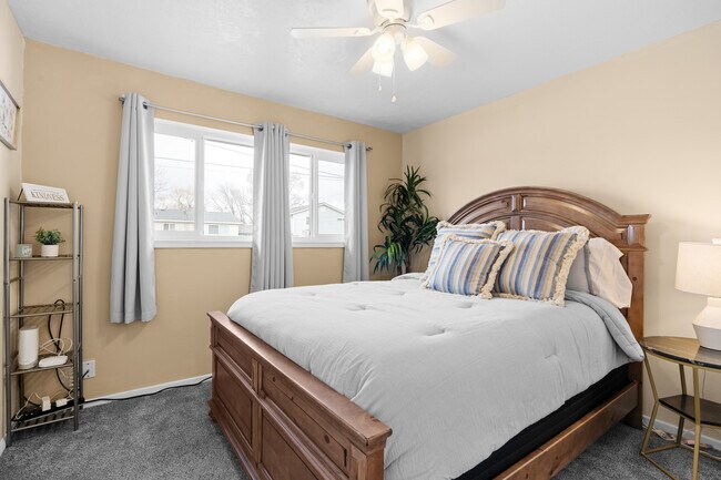 Photo - 428 Edwards Ave