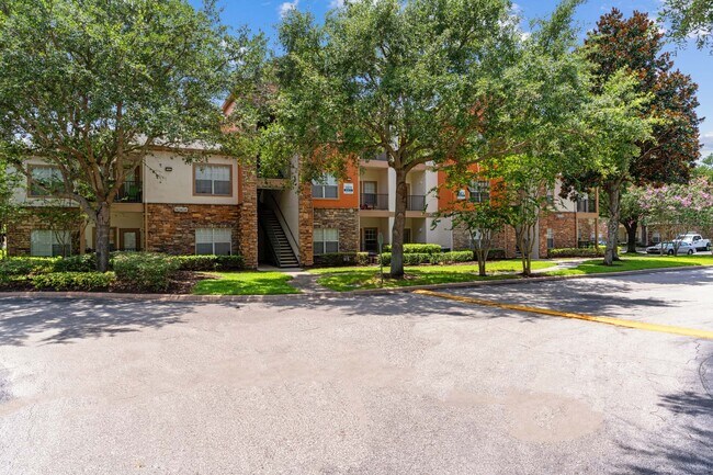 The Monaco at Waterford Lakes
