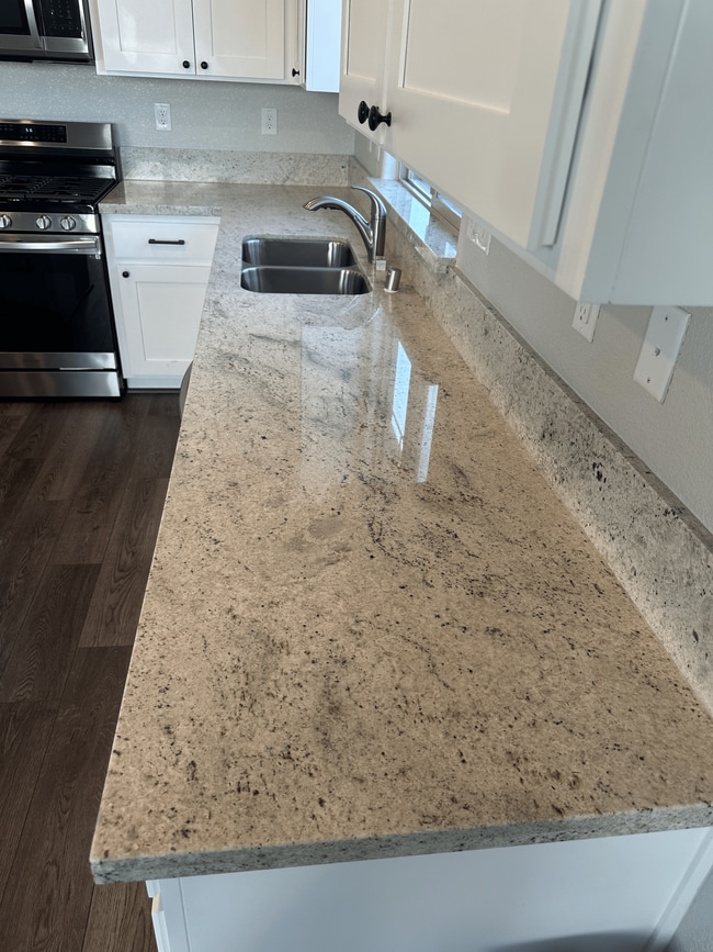 Photo - 3056 Checkerspot St