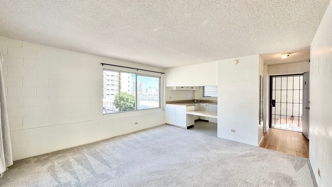 Photo - SPACIOUS STUDIO w/ LANAI & Washer/Dryer INSIDE unit - AVAILABLE NOW in MAKIKI - Conveniently Loca... Unit 401