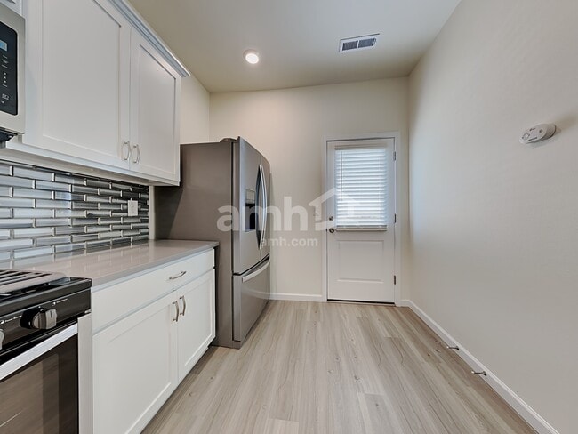 Photo - 1609 W 15th St