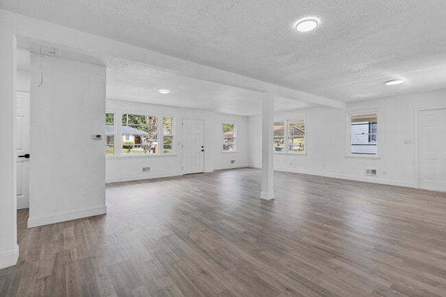 Photo - 72 Madera Dr