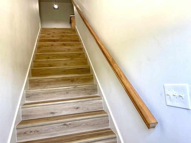 Photo - 2302 E Elm St