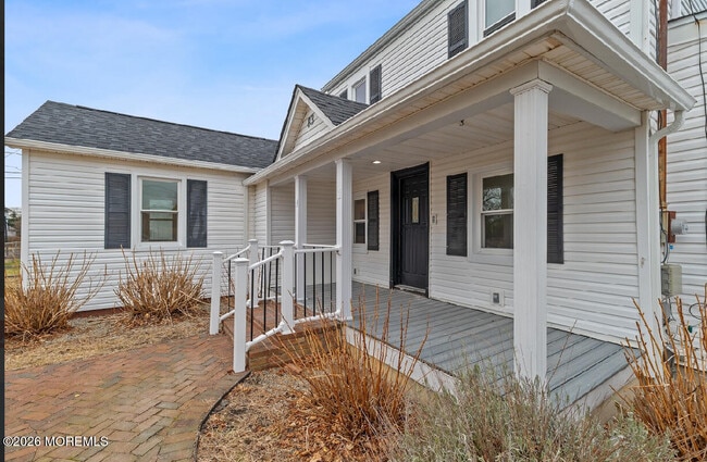 Photo - 83 Hennessey St