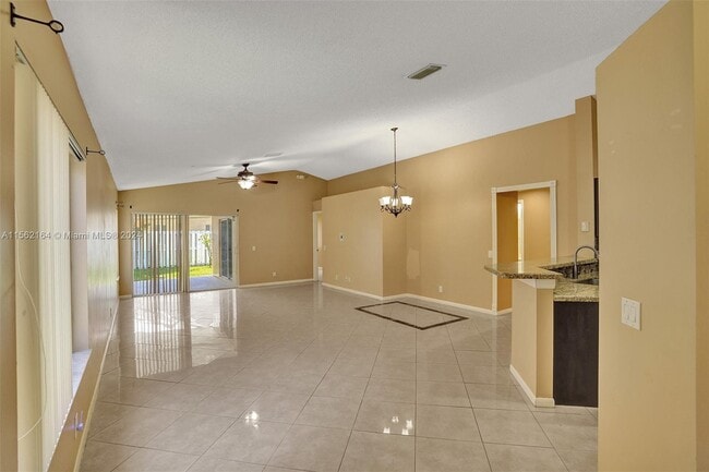 Photo - 1425 Mira Vista Cir