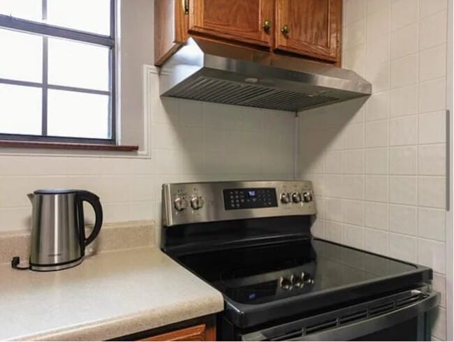 Photo - 356 Kingview Dr