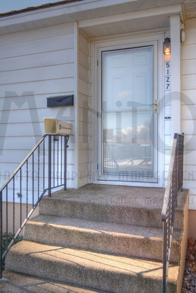 Photo - **COMING SOON** Spacious Hobby Home