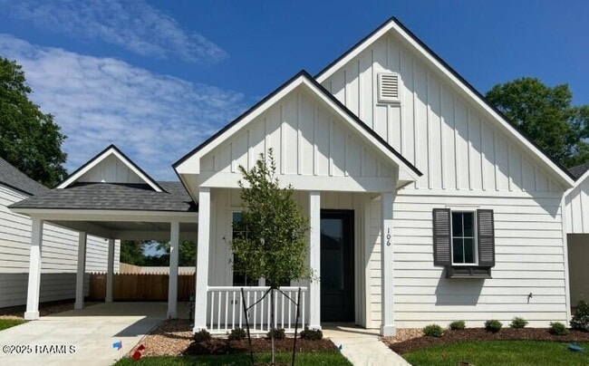Building Photo - 106 Satsuma Dr Rental