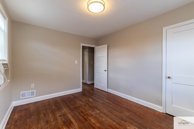 Photo - 5632 Pioneer Dr