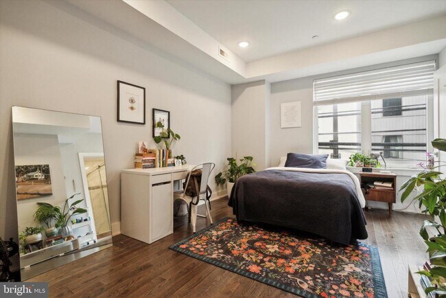 Photo - 818 N 16th St Unit 2