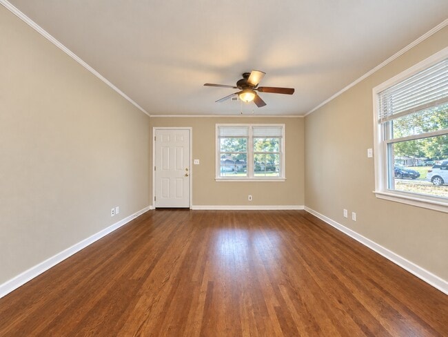 4229 Hickory Dr