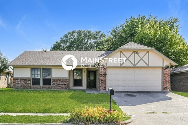 Building Photo - 3 Bedroom Pet-Friendly Home in Watauga, TX with Main Street Renewal
