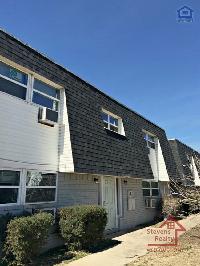 Photo - 2110 NW Lindy Ave Apartment Unit E228