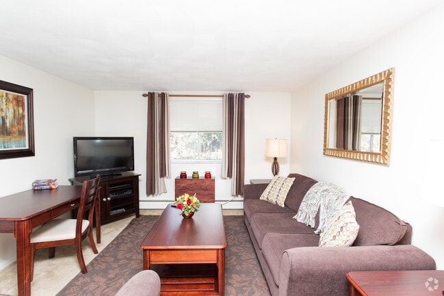J.E. Furnished Apartments of Waltham