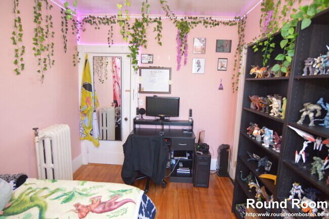Building Photo - 3 Melton Rd Unit 3 Rental