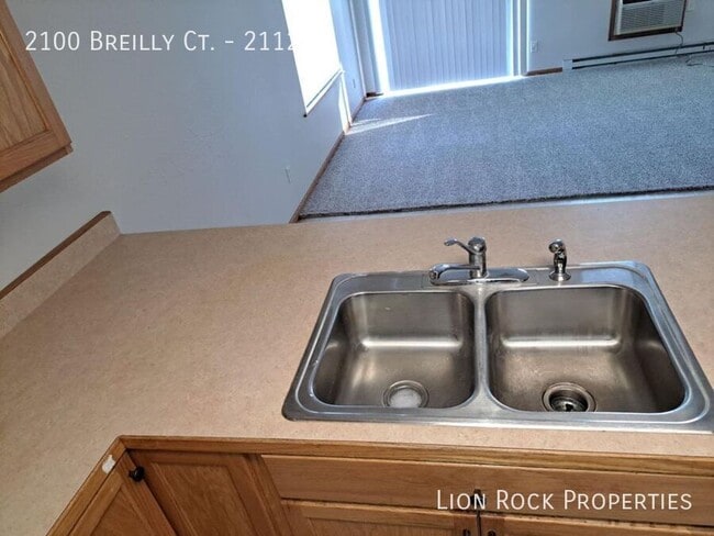 Photo - 2100 Breilly Ct Unit 2112