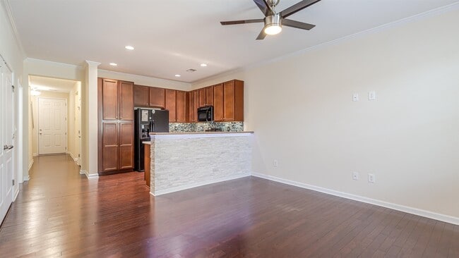 Photo - 1845 Culbertson Ave