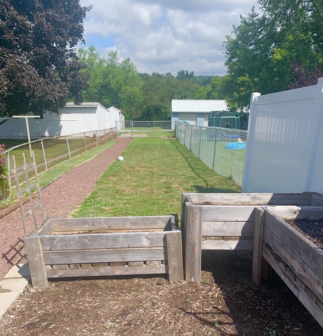 Fenced in backyard - 83 Church st