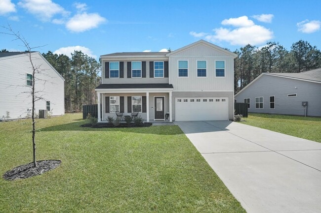 Building Photo - Bright & Welcoming 5-Bedroom Home in Richmond Hill, GA