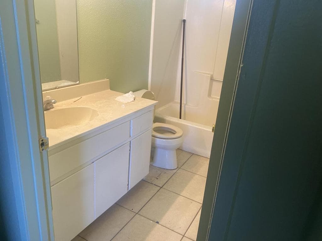 Photo - 9749 N Loop Blvd