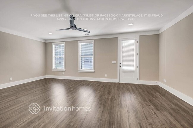 Photo - 267 Founders Ln