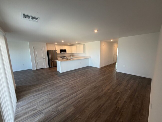 Photo - 202 Pleasant Pk Dr