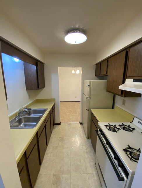 Photo - Fox Ridge Apartments
