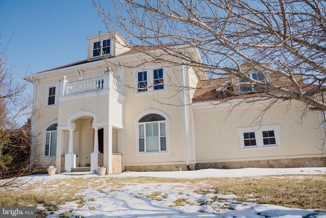 Photo - 6902 Tower of London Dr