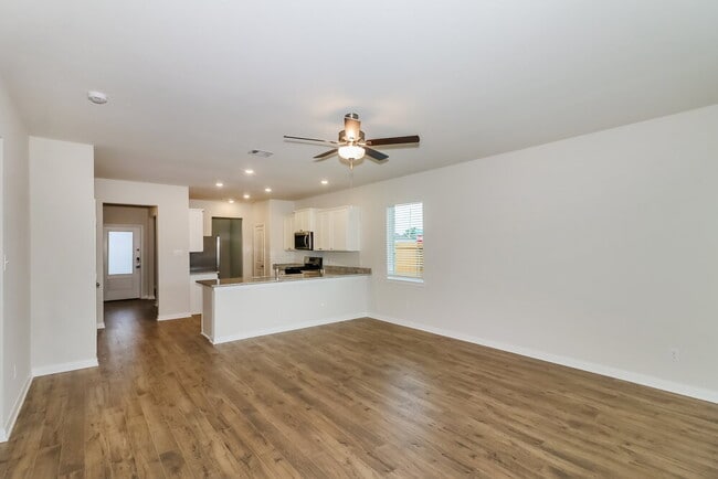 Photo - 401 Sunny Highlands Dr