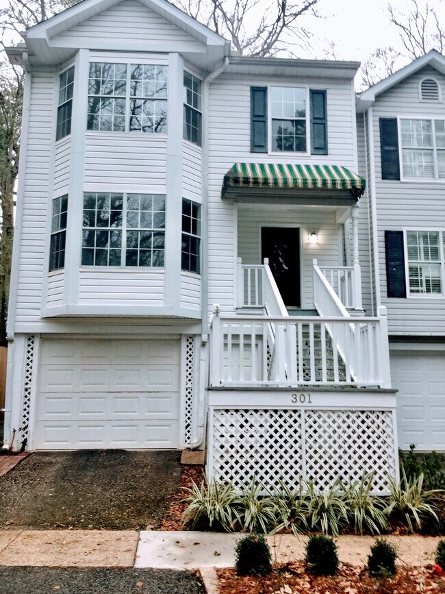 Photo - 270 Hillcrest Rd