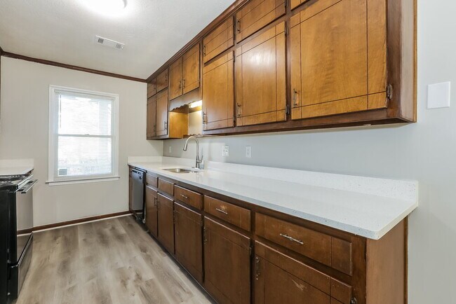 Photo - 2117 Tiffany Trail