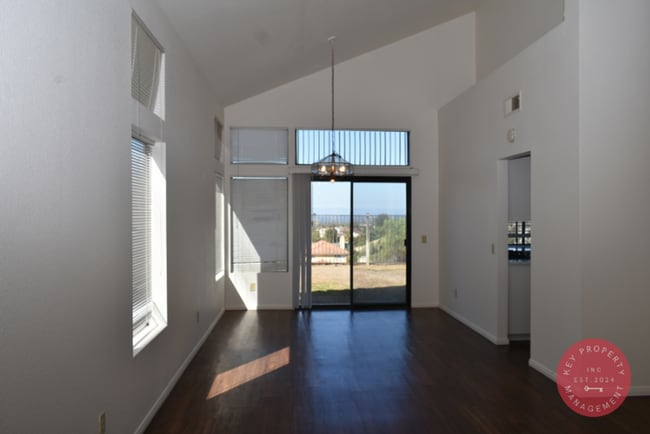 Photo - For Rent – Spacious 3 Bedroom, 2.5 Bath Ho...